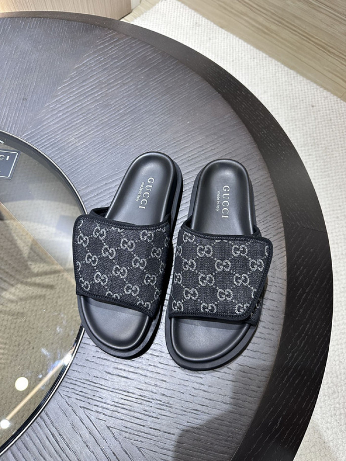 Gv*c slippers
