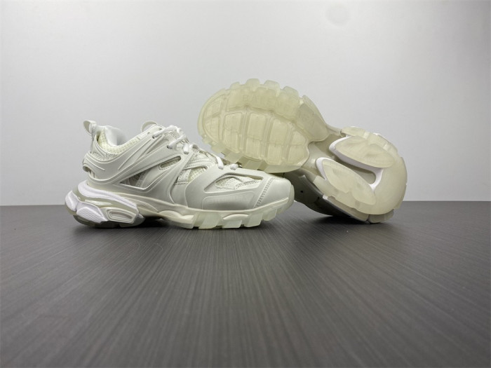 BLCG Track Trainer White Glow In The Dark  542436 W3CR1 9000