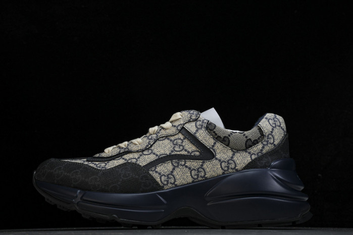 Gv*c  sneaker