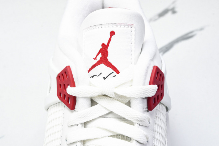 Nike SB x Air Jordan 4 Retro SP 
