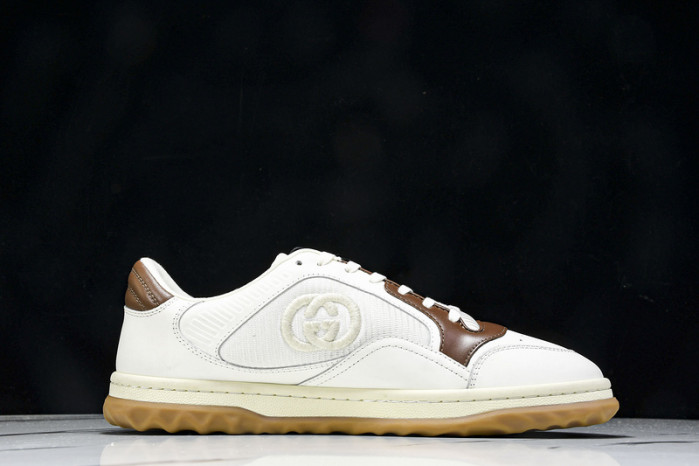 Gv*c sneaker