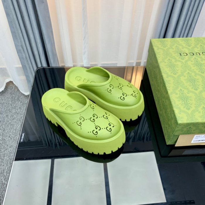 Gv*c slippers