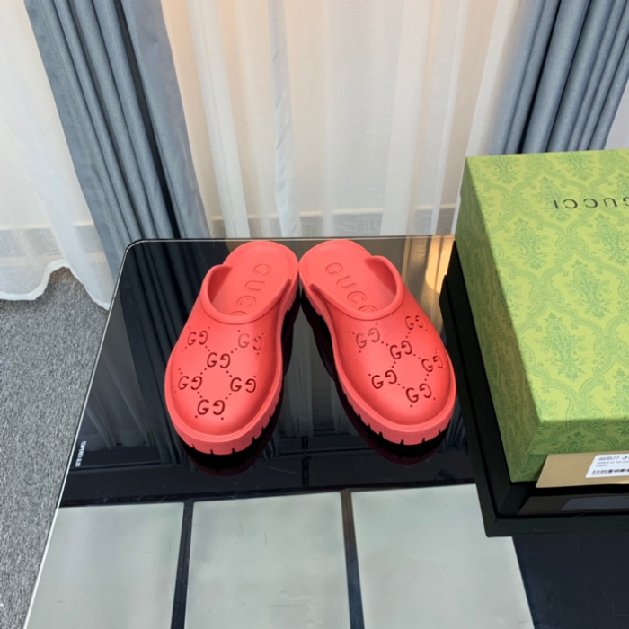 Gv*c slippers
