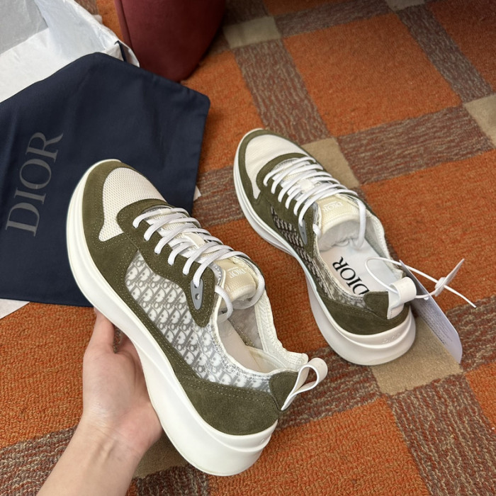 D10R B25 SNEAKER B25-01