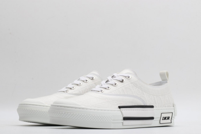D10R B23 Sneakers Low Top