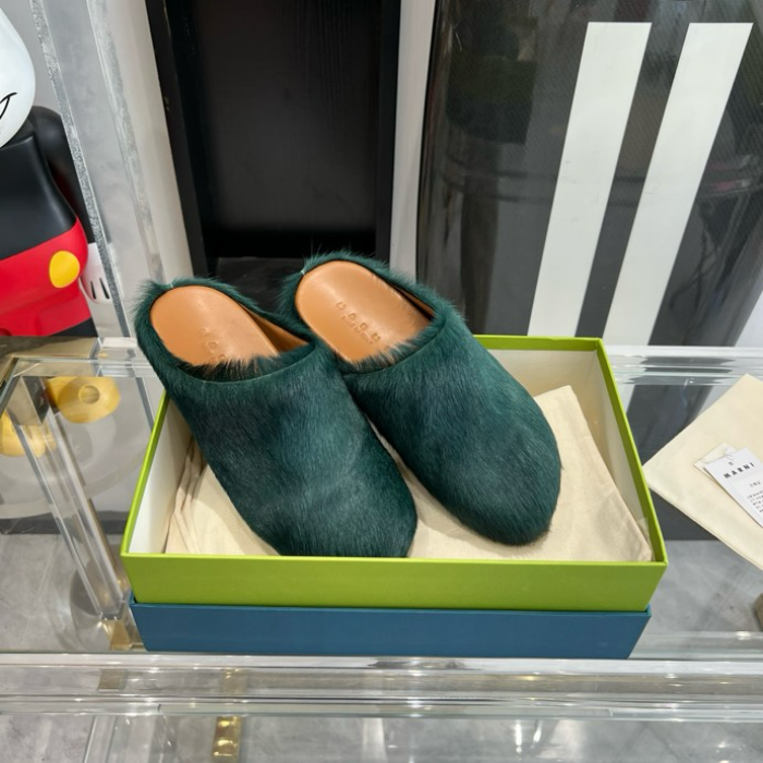 MARNI *  070811