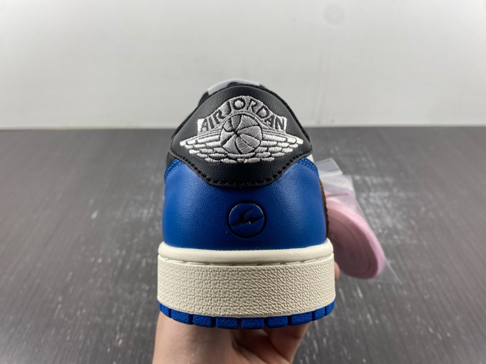 Travis Scott x Air Jordan 1 Low  DM7866-888