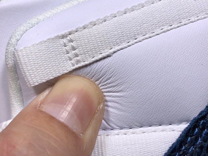 Air Jordan 11 Low 