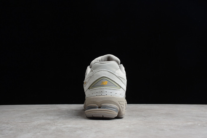 New* Balance WL2002   M2002RP