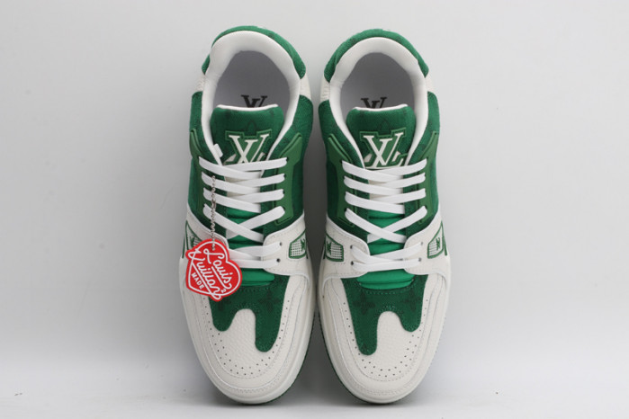 LV SNEAKER LOW YEE-014