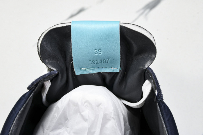 L*0ewe Ballet Runner  LW-FOR06