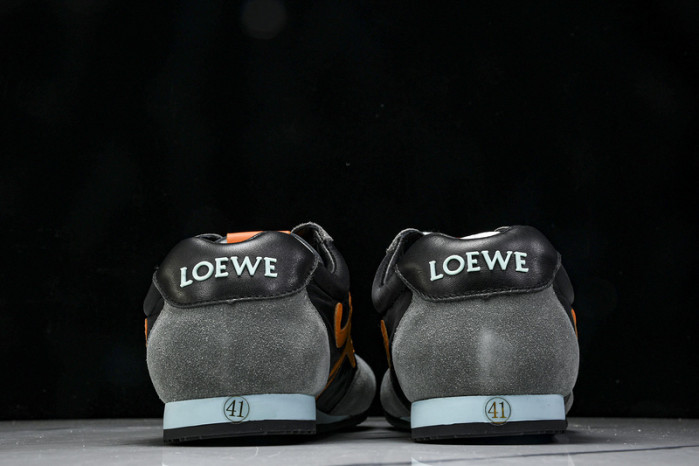 L*0ewe Ballet Runner  LW-FOR07