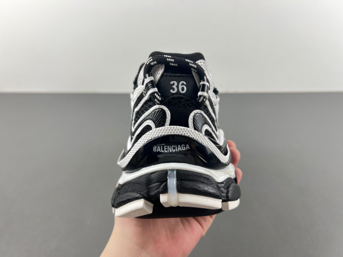 BLCG RUNNER  779064-W3RBXP-0213