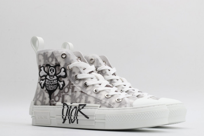 D10R B23 Oblique High Top Sneaker