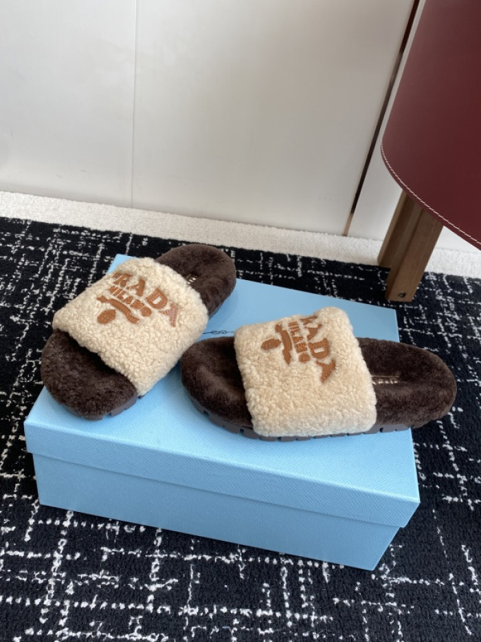 PRA*DA  SLIPPERS