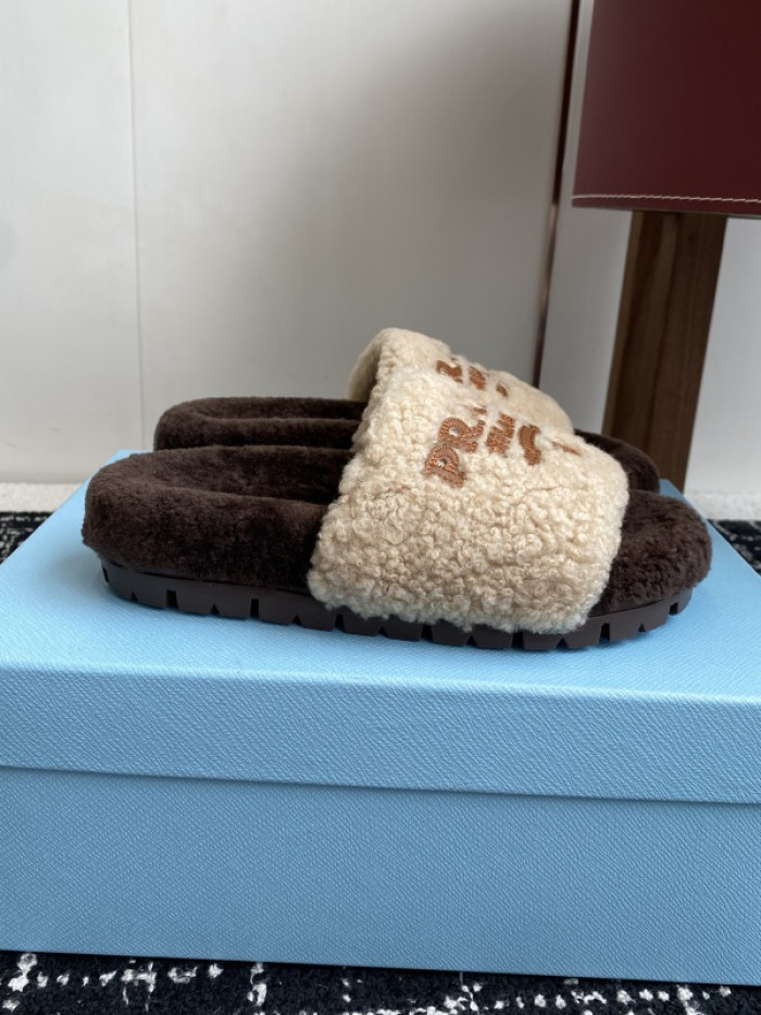 PRA*DA  SLIPPERS