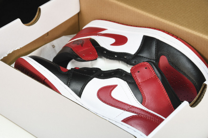 Air Jordan 1 Mid  BQ6472-079