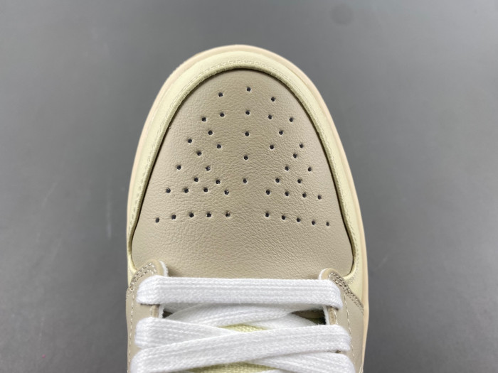 Air Jordan 1 Low HQ3440-101
