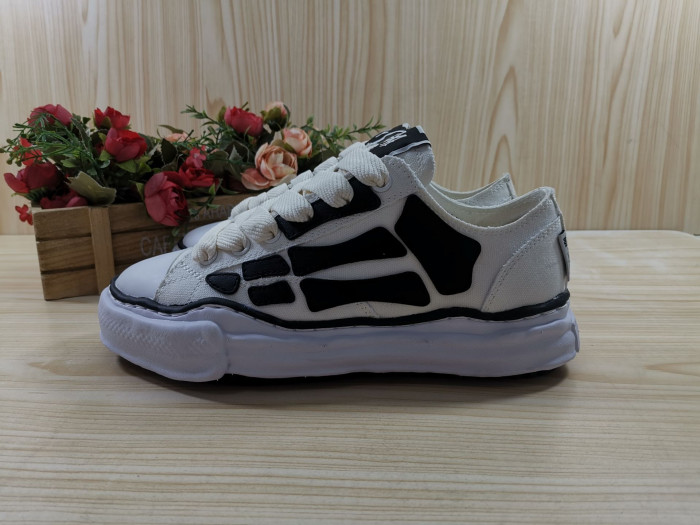 amiri x Ma1s0n mihara yasuhiro am-022701