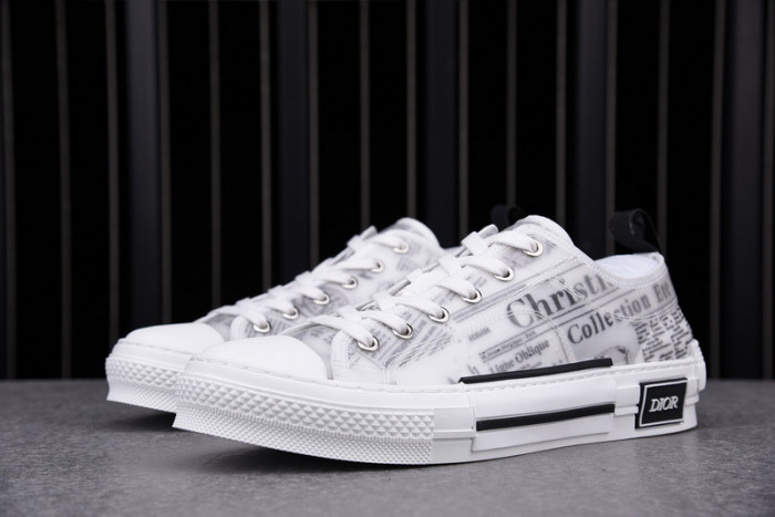 D10R B23 Sneakers Low Top