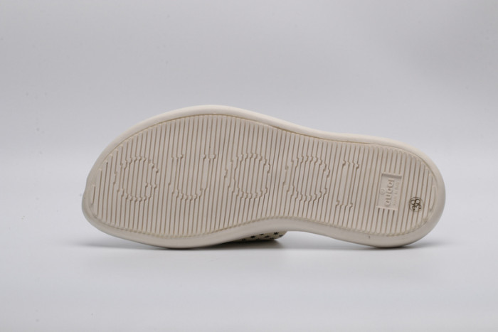 Gv*c slippers