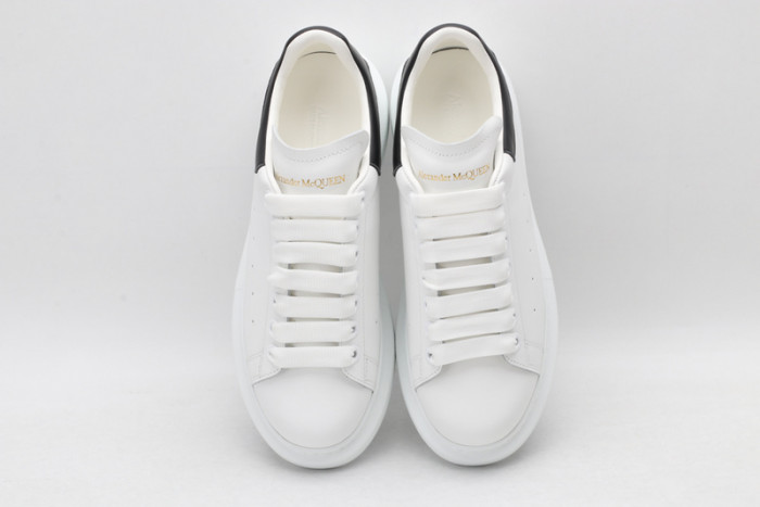 MQ Sneakers