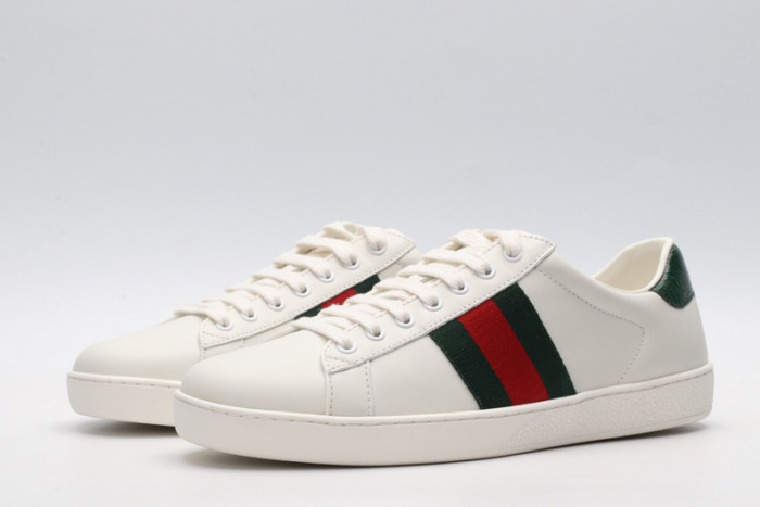 Gv*c ace embroidered low-top sneaker 429466a38g09064