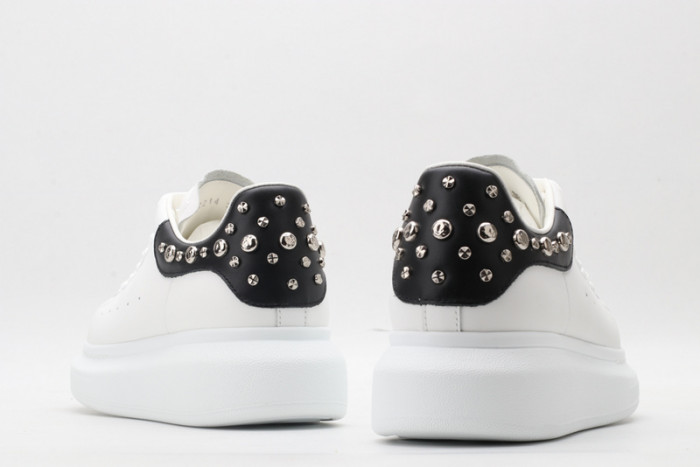 MQ Sneakers