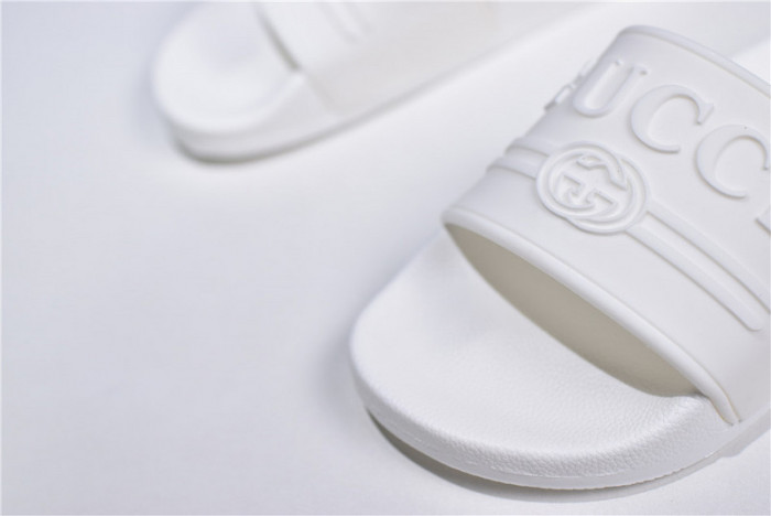 Gv*c slippers