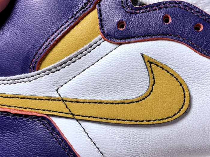 Air Jordan 1 High 
